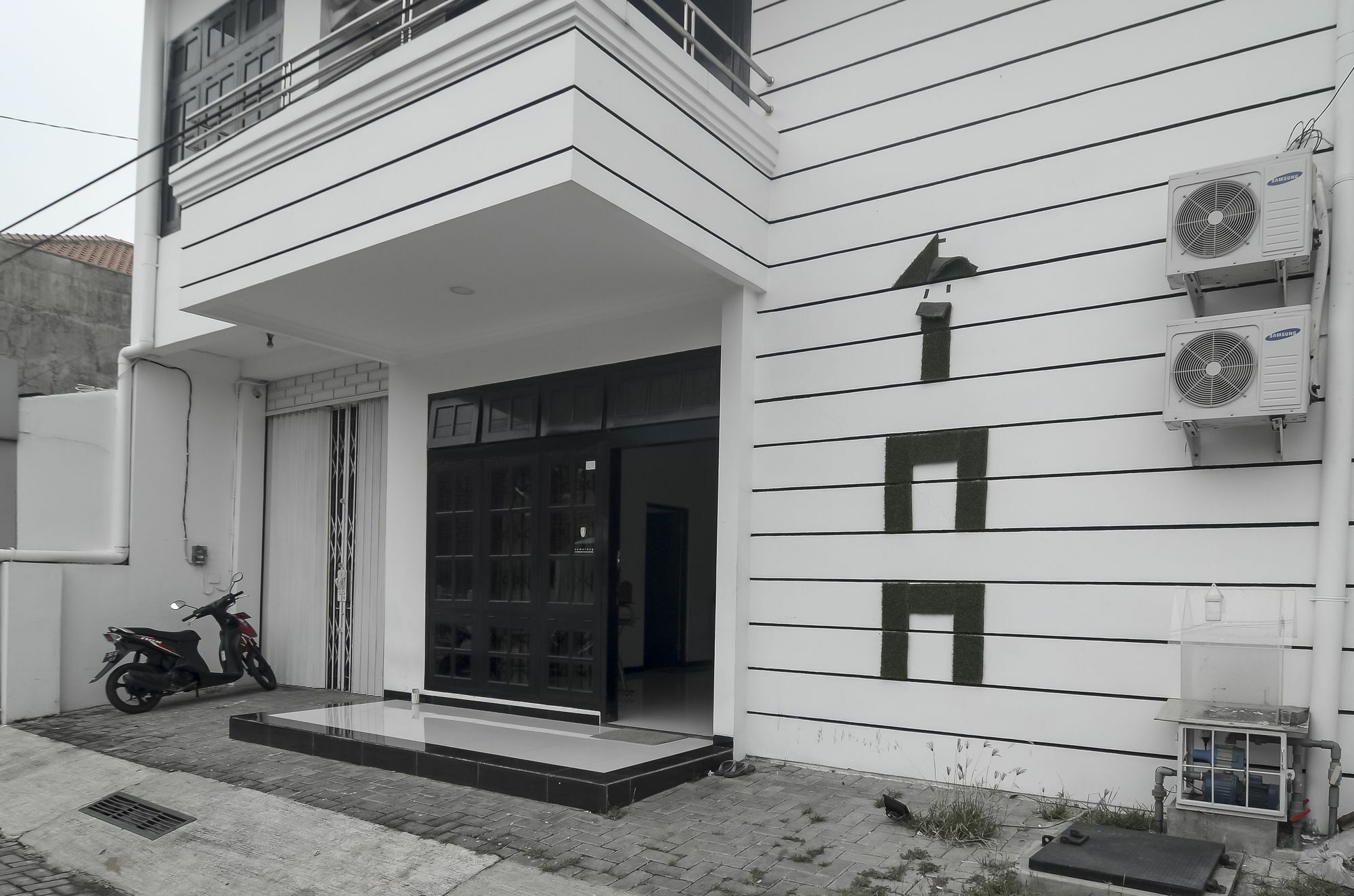 Reddoorz Near Poncol Station Hotel เซอมารัง ภายนอก รูปภาพ